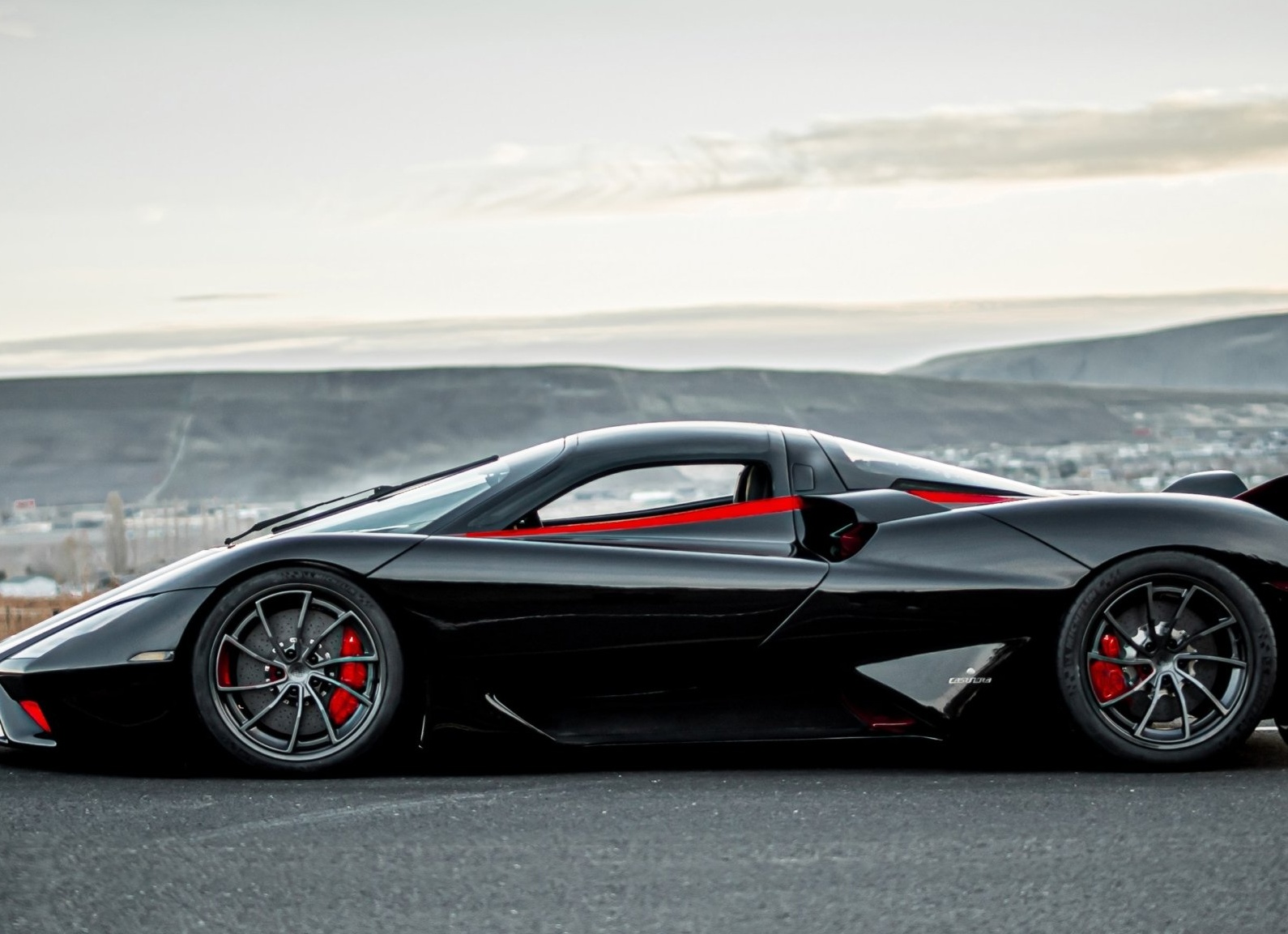 10 самых быстрых машин в мире